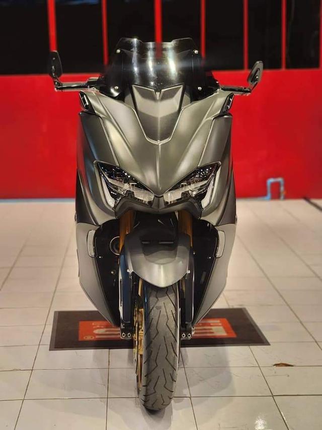 Yamaha TMAX Techmax 2020 สีเทา 3