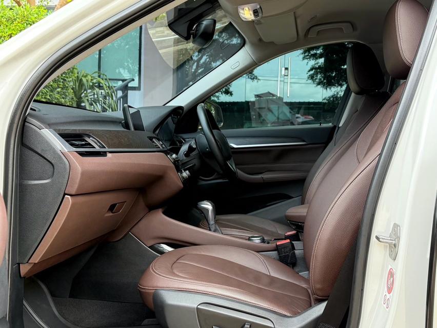 2017 BMW X1 F48 รถออกศูนย์ BMW THAILAND รถวิ่งน้อย เข้าศูนย์ทุกระยะ ไม่เคยมีอุบัติเหตุครับ 13