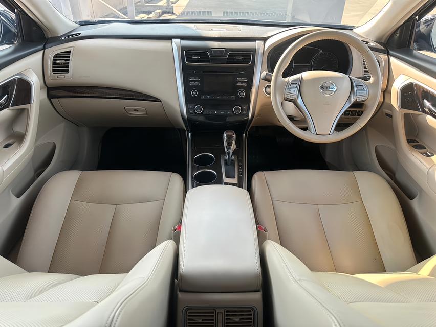 Nissan Teana 2.5XV CVT XTRONIC SUNROOF รถสภาพสวยพร้อมใช้งานประวัติซ่อมเซอร์วิสศูนย์ครบ 13