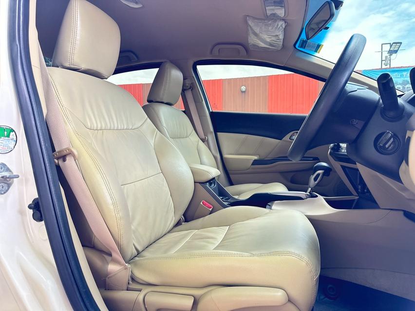 รหัสรถ PAT3571 Honda Civic FB 1.8S ปี 2013 สีขาว 12