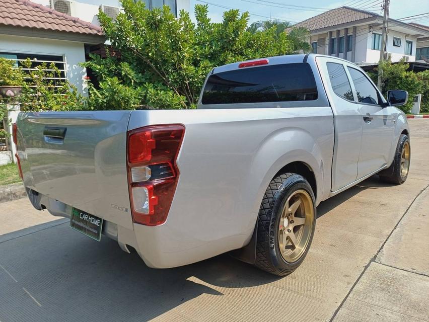 ปี2021 ISUZU D-MAX M ดีเซล สภาพนางฟ้าสวยจัดจ้าดด 3