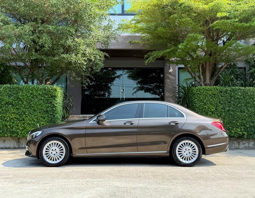 2015 BENZ C180 EXCLUSIVE รถมือเดียวออกป้ายแดง รถวิ่งน้อยเพียง 39,000 กม รถเข้าศูนย์ทุกระยะ รถไม่เคยมีอุบัติเหตุครับ รูปที่ 5