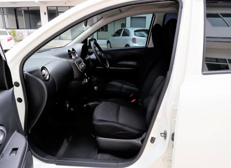 NISSAN MARCH 1.2E ปี 2012 เกียร์ออโต้ 8