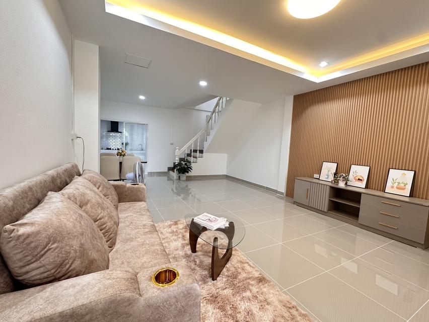 หมู่บ้านเหมชาติ ถ.เลียบวารี บ้านสวย รีโนเวทใหม่ ทำเลหนองจอก 7