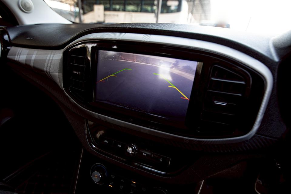 New MG 3 1.5X Sunloof ปี 2019 สีเหลือง มือเดียวป้ายแดง รูปที่ 16