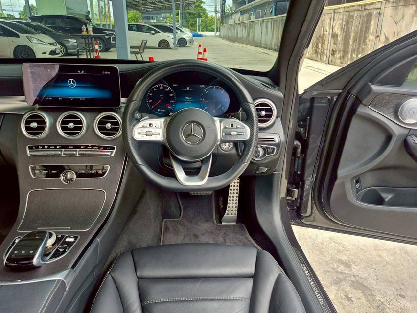 Benz C220d Amg ปี22 9
