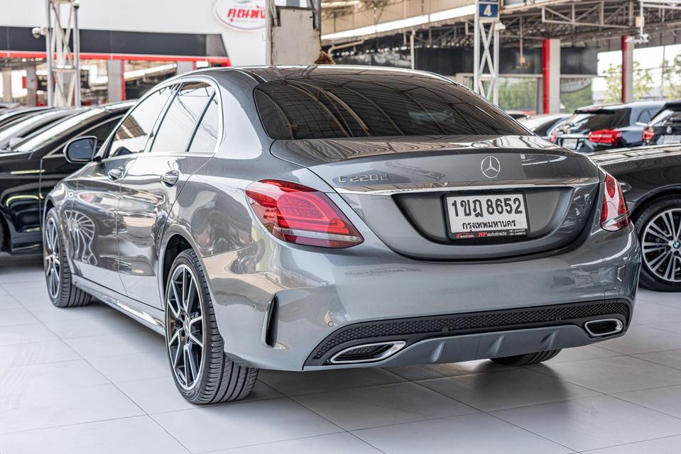 รหัส NP8652 BENZ C220d AVANTGARDE 2019 10