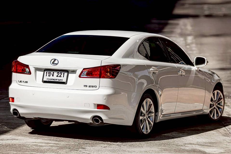 รหัสรถ PR221 Lexus IS 250 Premium Package Minorchange (2012) รูปที่ 1