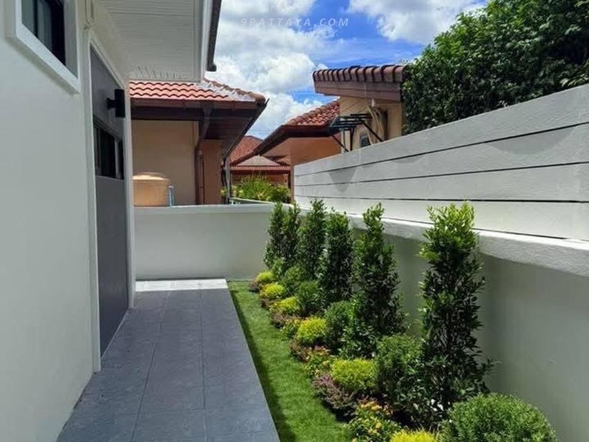 For Sale — Modern Classic Pool Villa at Pattaya Tropical 2Beautiful single-storey pool villa in Siam Country Club area. Fully built-in,fully furnished 4