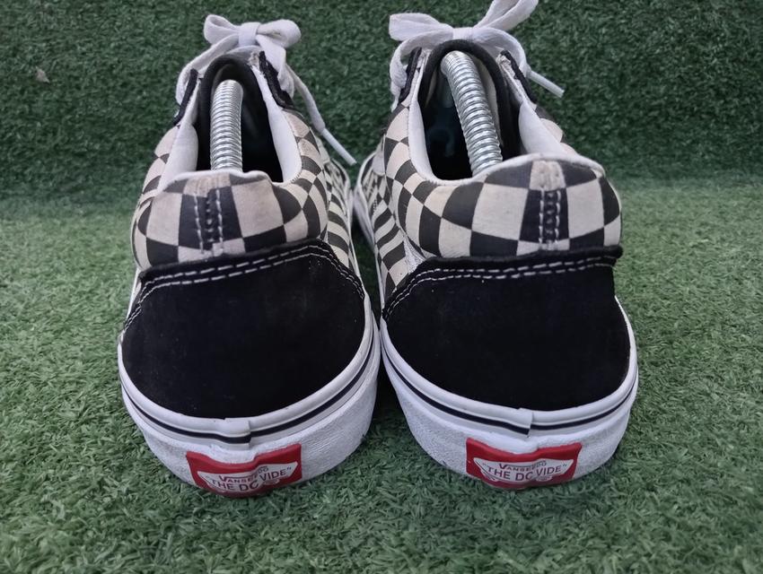VANS ผ้าใบมือสอง สภาพเหมือนใหม่ ส่งฟรี!