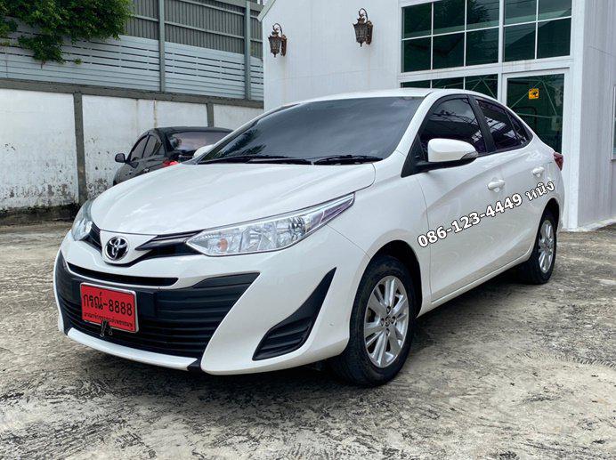 2020 Toyota Yaris Ativ 1.2 E ออกรถ 0 บาท ส่งรถฟรีทั่วไทย 1