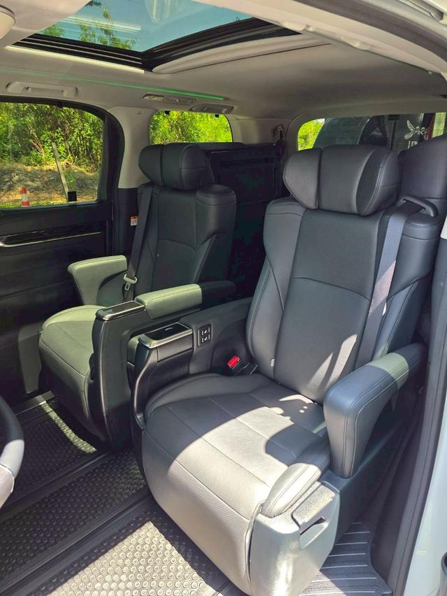 Toyota ALPHARD 2.5SC PACKAGE สีขาว ปี 2023 ไมล์ 40,000 กม. รูปที่ 11