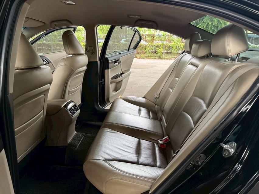 Honda Accord 2.0 EL AT ปี 2014 มือเดียว สภาพดี 17