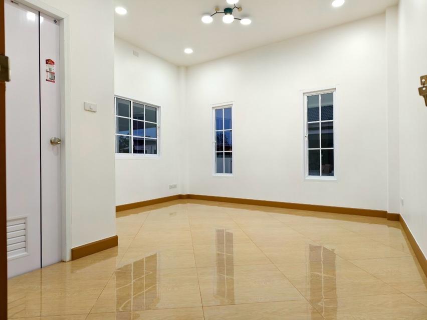 บ้านเดี่ยวชั้นเดียว เรียบหรูมินิมอล 10