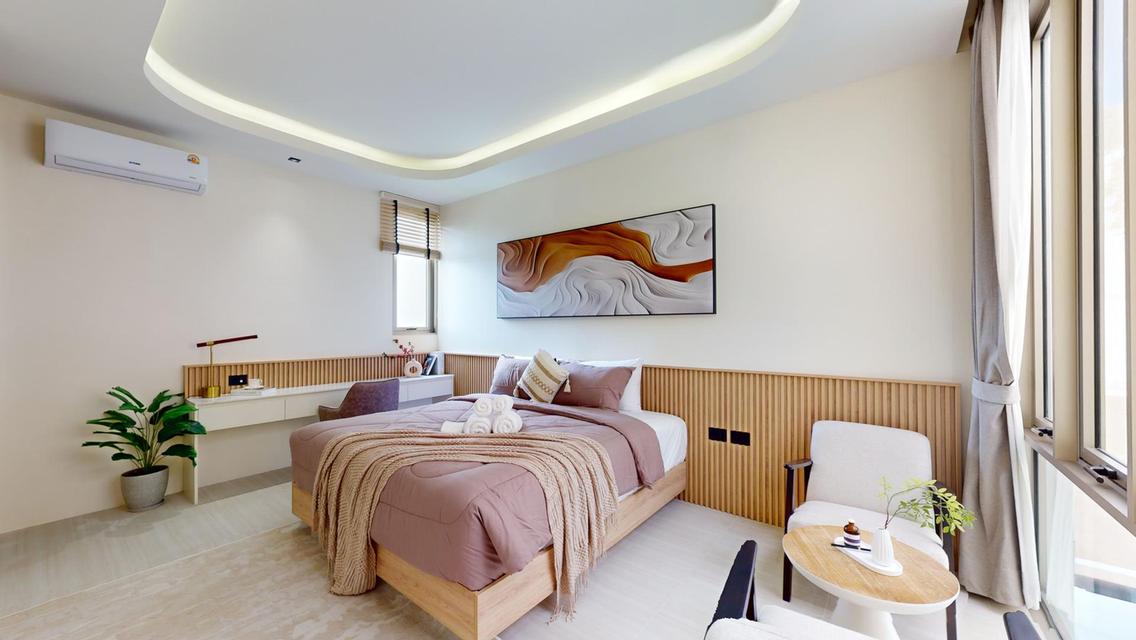 วิลล่าดีไซน์โดดเด่นเป็นเอกลักษณ์ ไม่เหมือนใคร โอบล้อมด้วยธรรมชาติอันเงียบสงบ ให้ความเป็นส่วนตัวอย่างแท้จริง พร้อมทำเลที่ลงตัว ใกล้สิ่งอำนวยความสะดวกแล 9