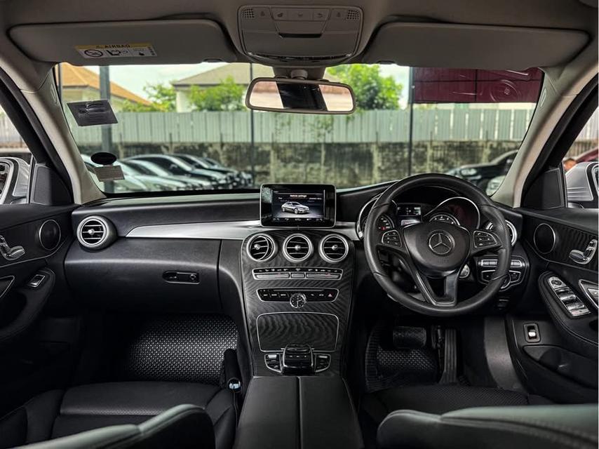 ปี 2017 BENZ C-CLASS, C350e AVANTGARDE โฉม W205 Plug-in Hybrid มือเดียวป้ายแดง 18