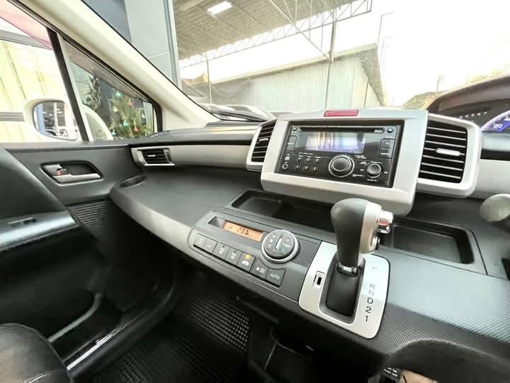 HONDA FREED ปี 2013 12