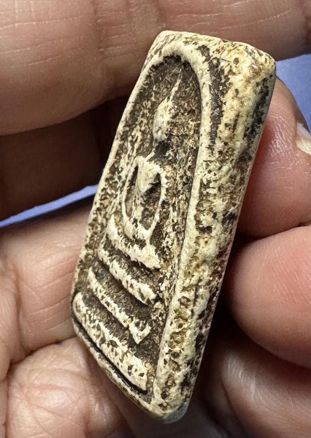 พระสมเด็จพิมพ์ใหญ่ เนื้อเก่า รูปที่ 4