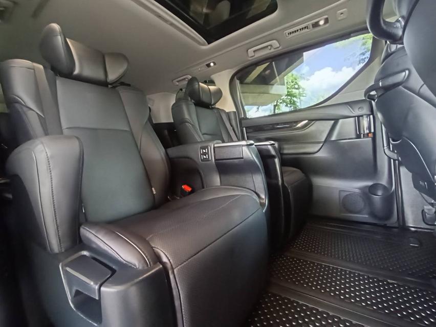 รหัสรถ PEAT3557 TOYOTA ALPHARD​ SC  ปี​ 19  14