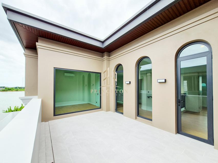 3-Storey Luxury House CINQ ROYAL The Eighteen Bangna KM.7 20