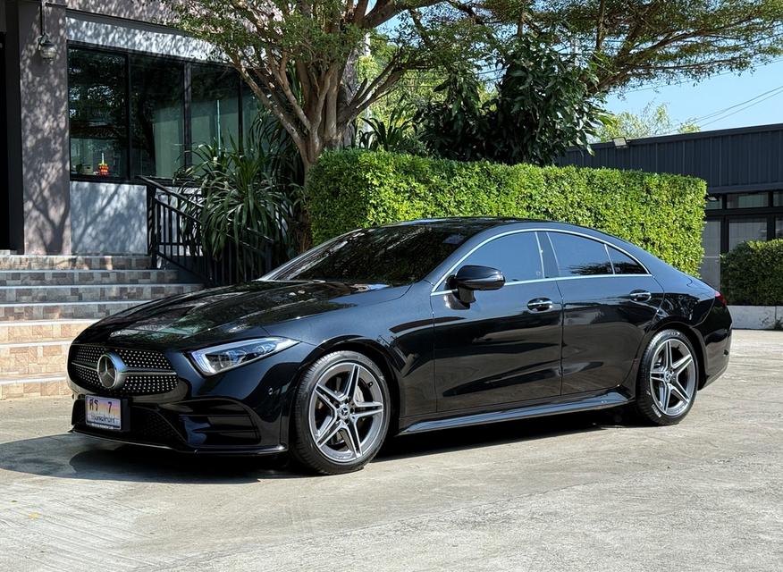 2020 BENZ CLS 300D รถมือเดียวออกป้ายแดง วิ่งน้อยเพียง 40,000 กม เข้าศูนย์ทุกระยะ ไม่เคยมีอุบัติเหตุครับ 4