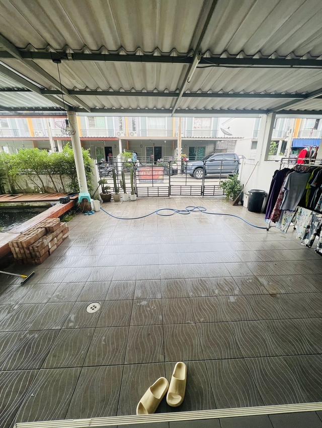 บ้านทาวน์โฮม 2ชั้น หลังริม 53 ตรวา มีพื้นที่ข้างบ้าน 3