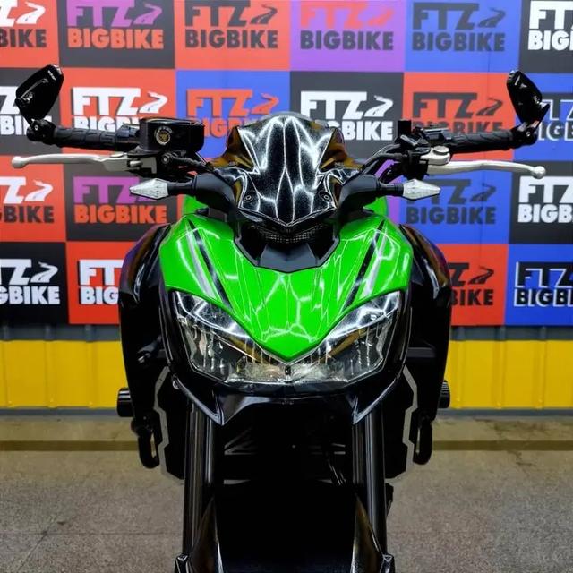 ส่งต่อรถมอเตอร์ไซค์สวยๆ  Kawasaki Z900 3