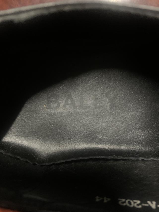 รองเท้าคัตชูBally ใส่ทำงานเบอร์ 43,44 ใส่ได้รองเท้าใหม่ไม่เคยใส่สำหรับพนักงานออฟฟิศ