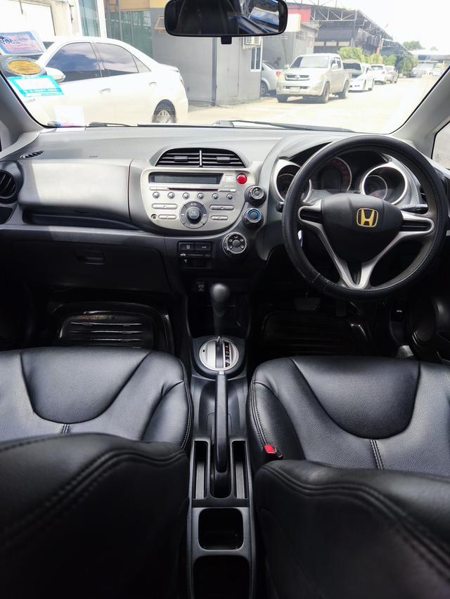 HONDA JAZZ 1.5V 2009 16