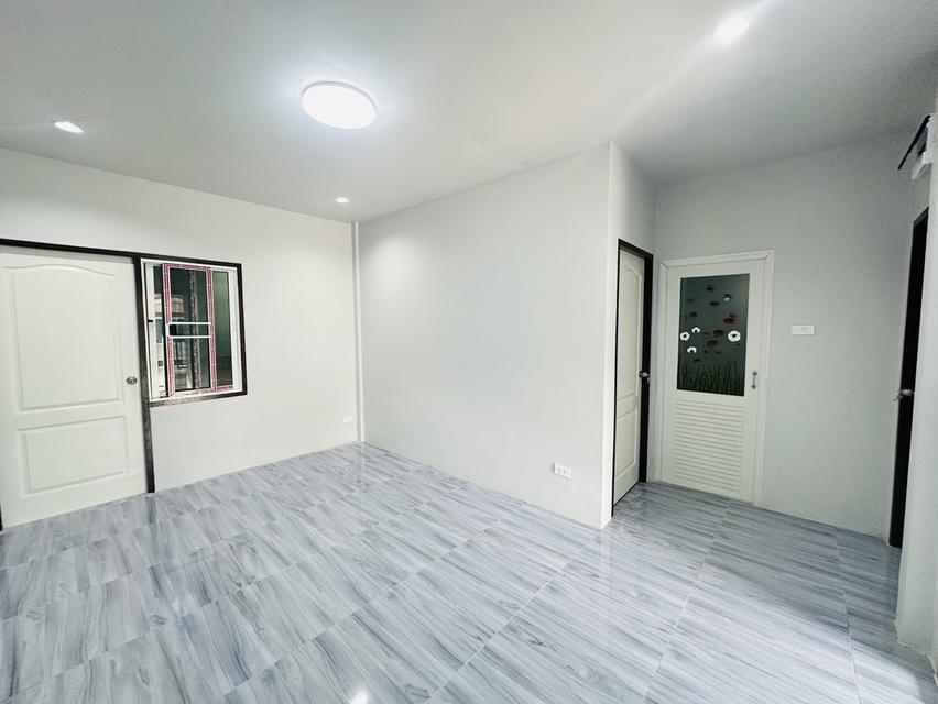 หมู่บ้านภัทรารมย์1 ลาดหลุมแก้ว 4