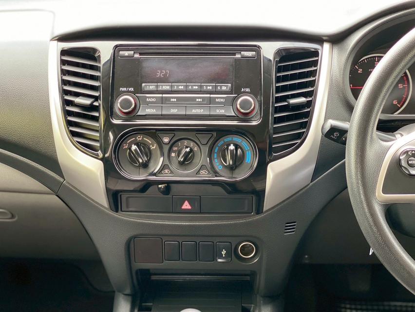 Mitsubishi TRITON 2.5 MEGACAB ปี 2018 สีดำ   12