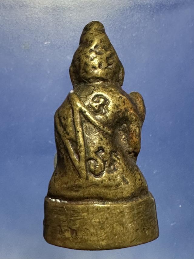 พระกริ่งถือบัววัดปราสาทบุญญาวาส  7