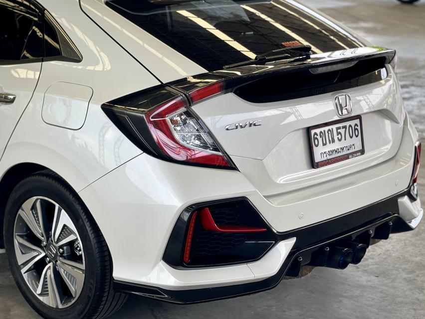 2017 Honda Civic FK 1.5 Turbo Hatchback สีขาว ไมล์ 84089 กม. 8