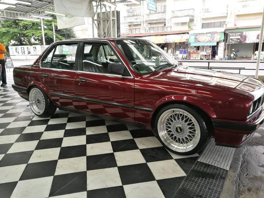 ขายรถเก๋ง BMW 318I เขตลาดพร้าว กรุงเทพ ฯ 2