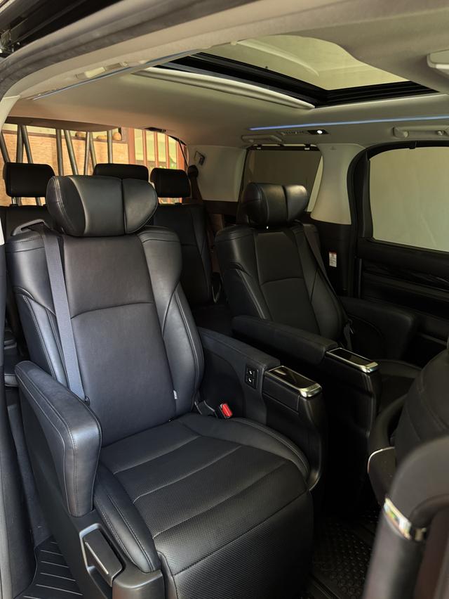 TOYOTA ALPHARD 2.5S SC Package ปี 2019 (เจ้าของขายเอง) 9