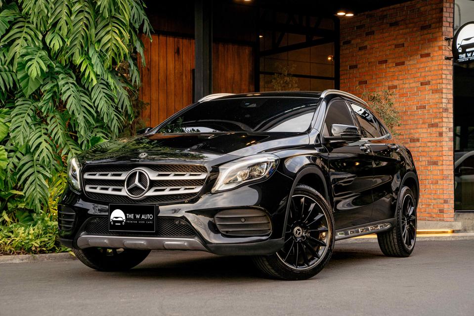 Mercedes-Benz GLA250 AMG Dynamic ปี 2020💵รุ่นท็อป! 1 ล้าน เข้าใหม่“𝐆𝐋𝐀𝟐𝟓𝟎” บอกได้คำเดียวว่า เลิศ!✨