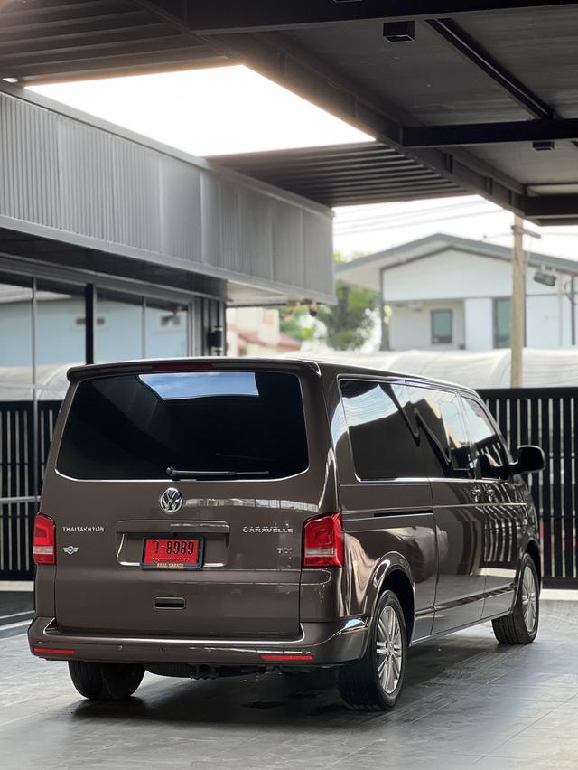 Volkswagen Caravelle 11