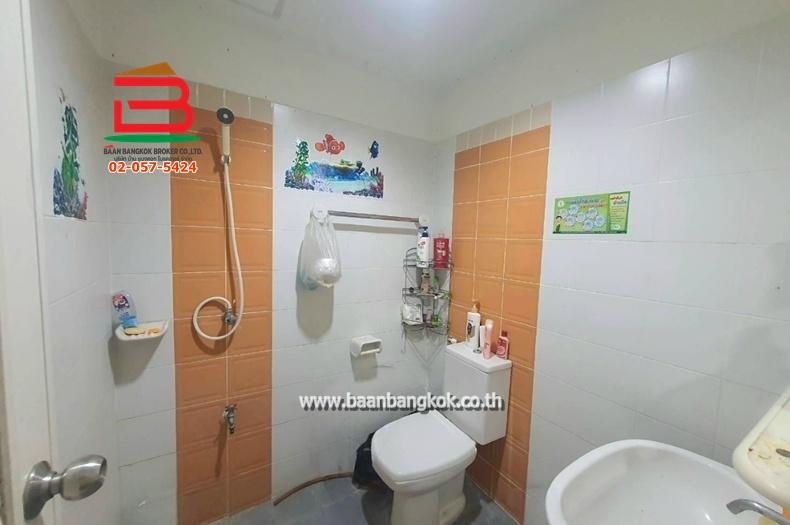 ทาวน์เฮาส์ หมู่บ้าน พฤกษาวิลล์ 6 ซอยพระยาสุเรนทร์ 23 เนื้อที่ 18 ตรว. ถนนรามอินทรา แขวงบางชัน เขตคลองสามวา กรุงเทพมหานคร 10