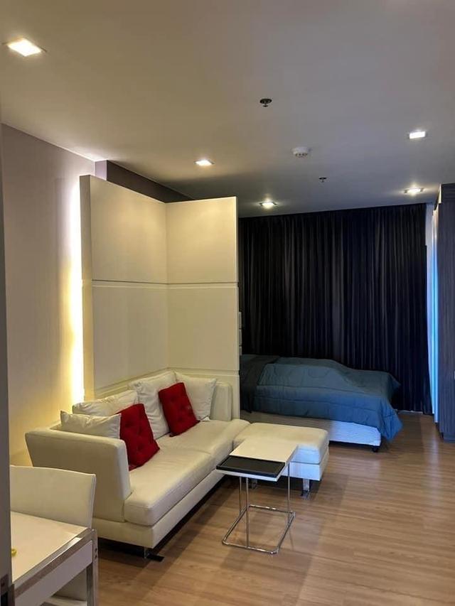 Urbano Absolute Sathon Taksin	For Rent 1