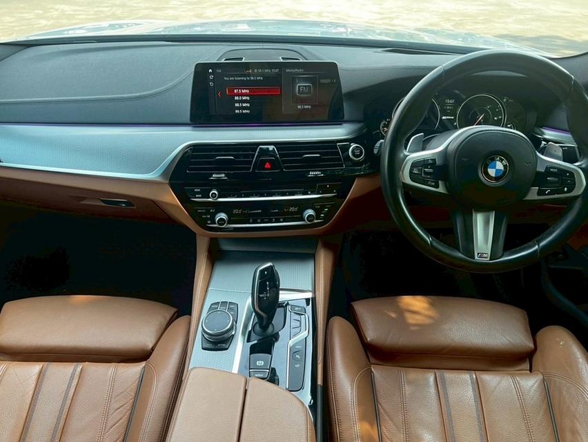 BMW 530e 2.0 M SPORT ปี2019 รูปที่ 10