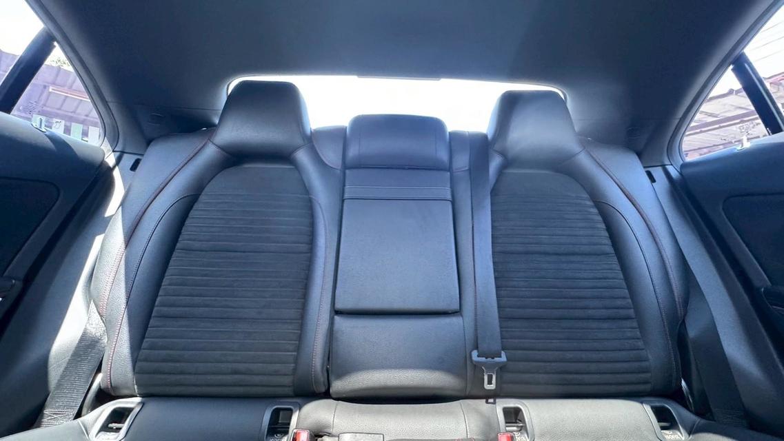 รหัสรถ TPV2856 🚘 Mercedes-Benz CLA250 AMG Premium Sedan ปี 2017 17