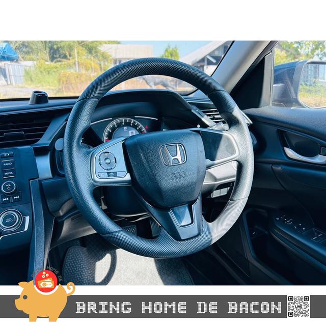 Honda Civic 1.8EL (2018) 3