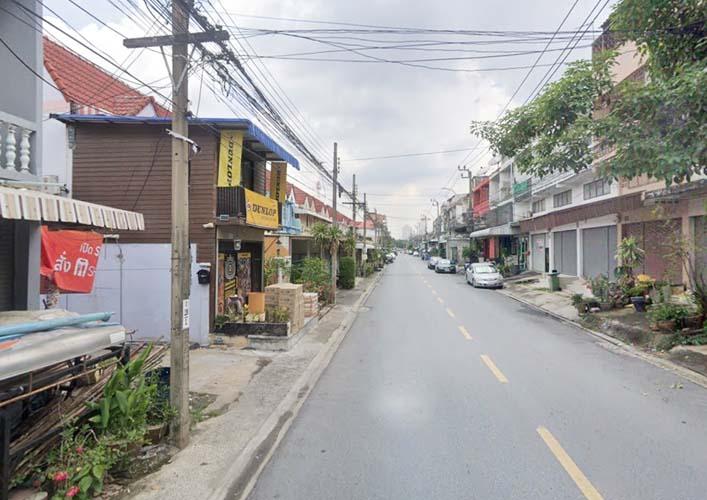 Th-118 : ทาวน์เฮ้าส์ 2 ชั้น 20 ตร.วา หลังมุม ต่อเติมเต็ม ซ.รามคำแหง 68 บางกะปิ 4