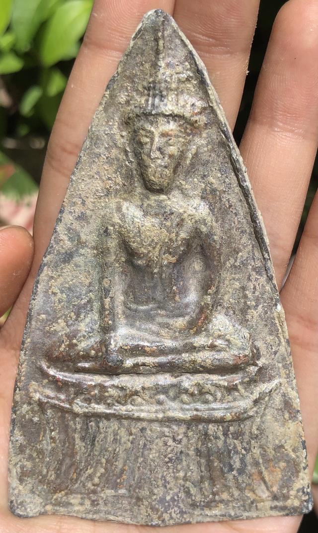 พระท่ากระดานหูช้าง