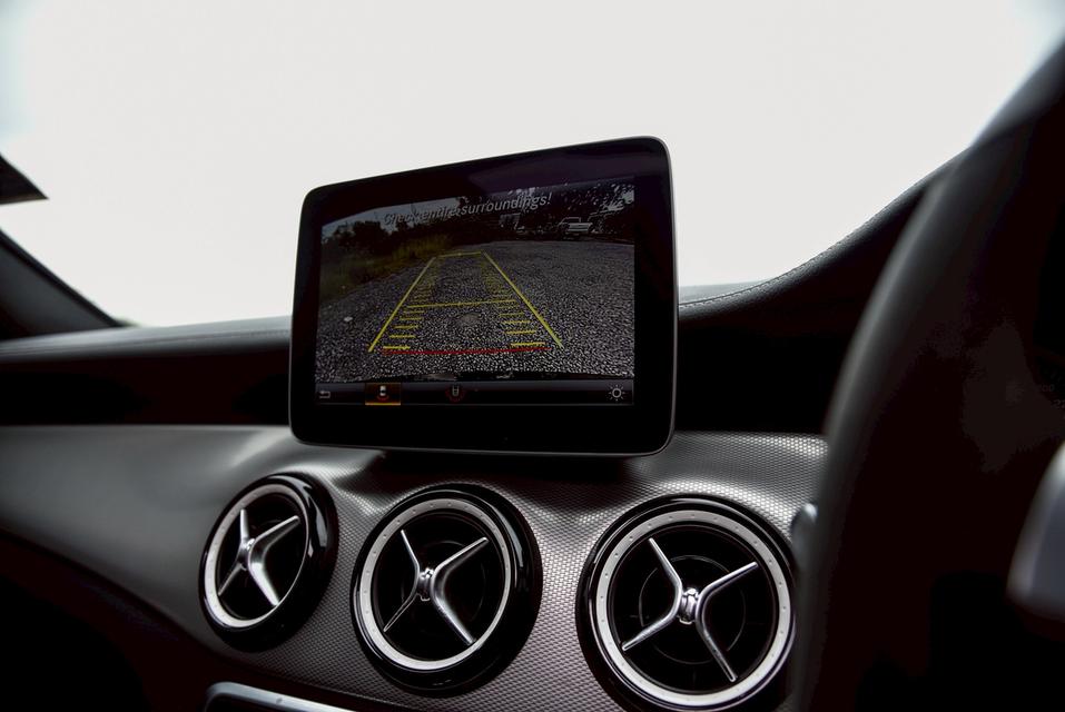 รหัสรถ CBL1090 Mercedes-Benz CLA250 AMG Dynamic [White Art Edition] AT 2019 18