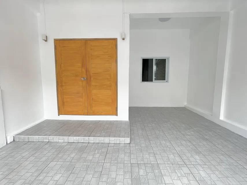 ขายทาวน์เฮาส์ 2 ชั้น ม.กิตติชัยวิลล่า 10 ซ.มิตรไมตรี 8/1 ทำเลดี เดินทางสะดวก ใกล้สำนักงานเขตหนองจอก 2