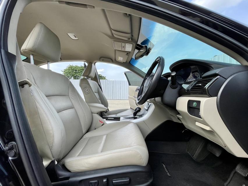 รหัสรถ AP9069 Honda Accord 2.0 EL ปี 13 10