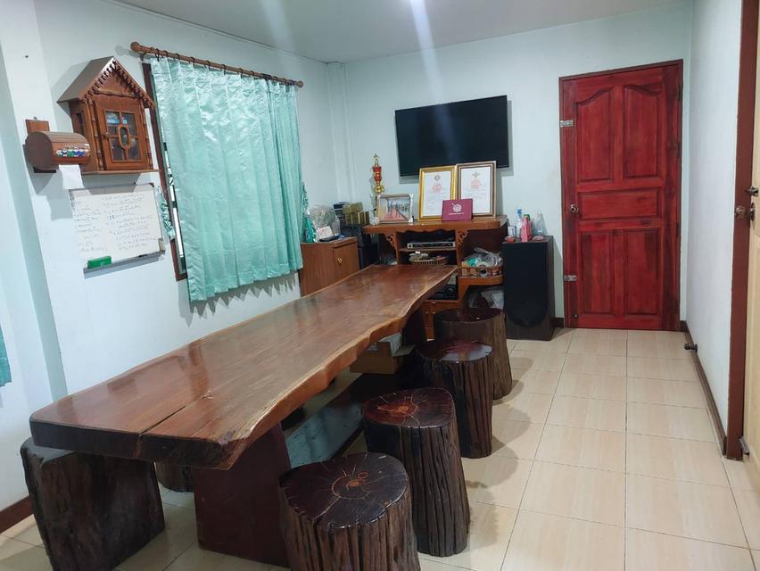 บ้านเดี่ยว สองชั้น พร้อมที่ดิน131 ตรว. 10