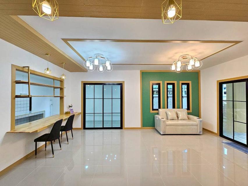 หมู่บ้านพฤกษา10 8