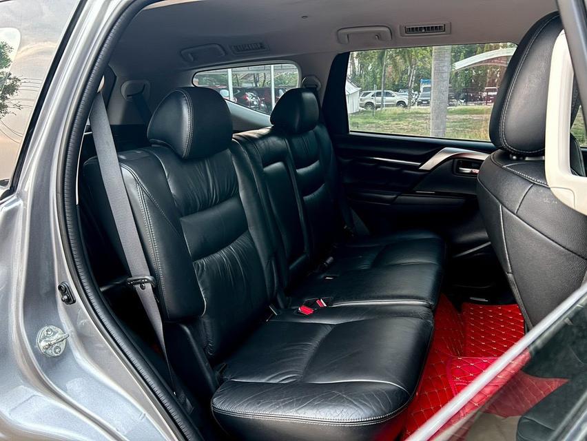 ขาย Mitsubishi Pajero 2.4GT ปี17 12